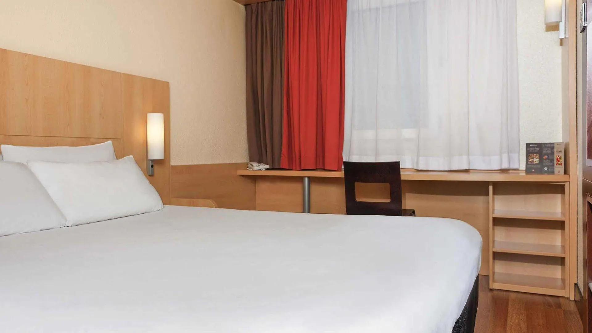 Ibis Paris Gare Du Nord La Fayette Hotel